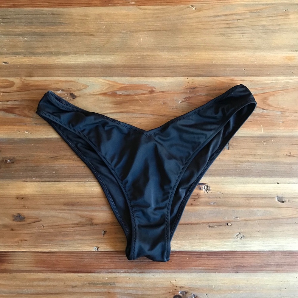 VS V Cut Bikini Bottom